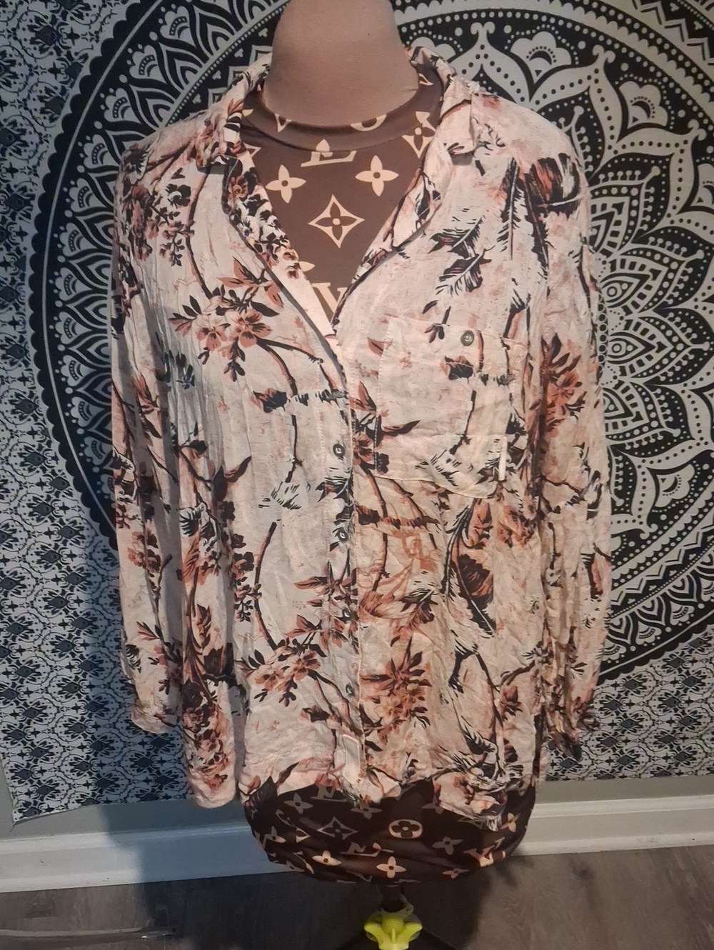 We The Free Floral Button-Down Top in Pink Size XS